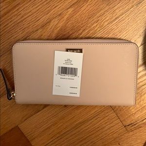 Kate Spade Wallet. Brand New with Tags